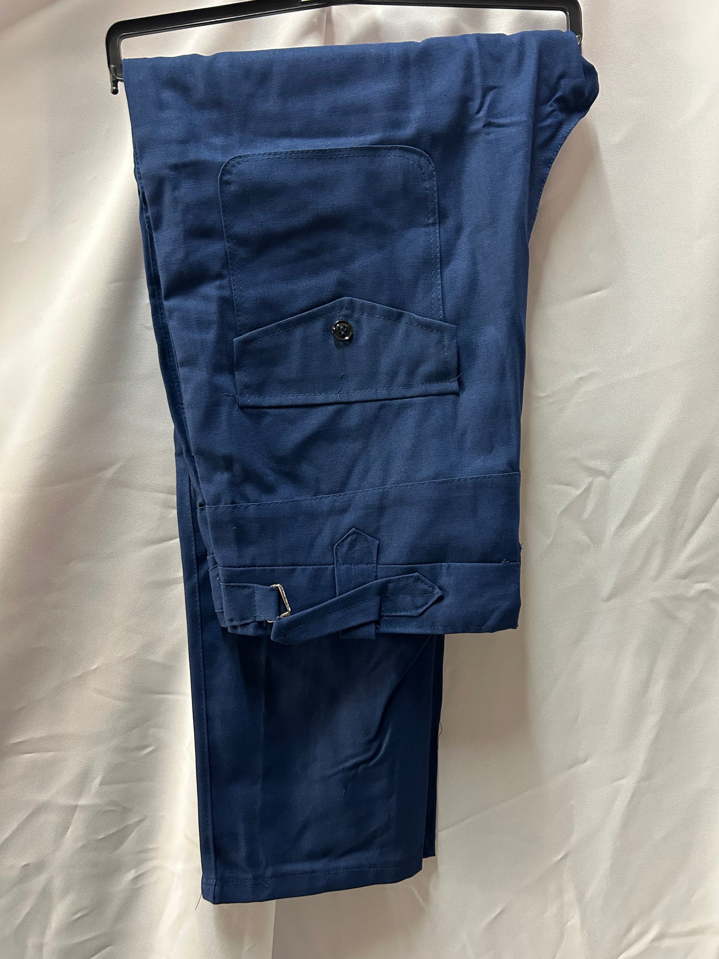 BLEU DE CHINE A BOUTONS